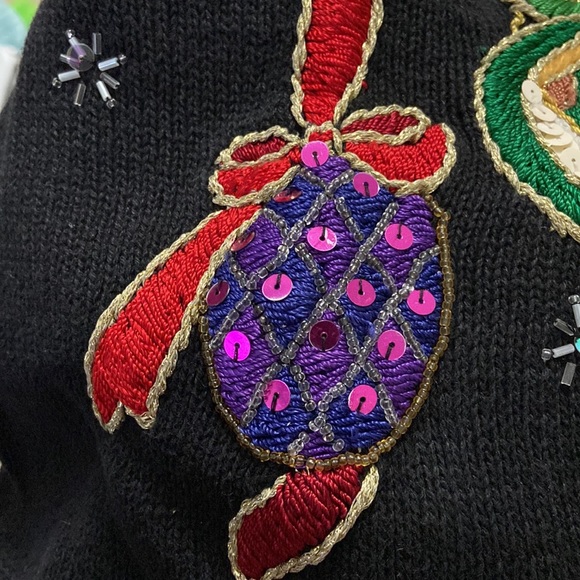 Vintage | Ugly Christmas Sweater - Picture 6 of 6